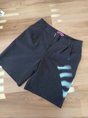 Edikted grey Women's Tailored Bermuda Shorts xs